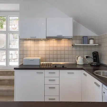 Apartman Odin - One-bedroom With Terrace And Sea View - 4